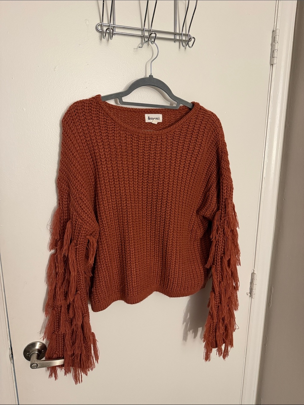 &merci Rust Fringe-Sleeve Crewneck Sweater